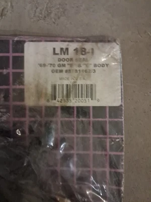 Door Seals Weatherstrip Pair  69-70 Chevy Olds Pontiac Hard Top & Convertible B5 - Image 1 of 2