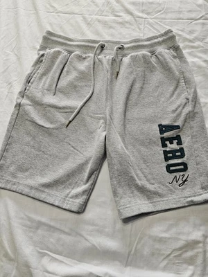 Aeropostale Hombre Talla Mediana Gris Pantalones Cortos Con Bolsillos Foto 1 de 4