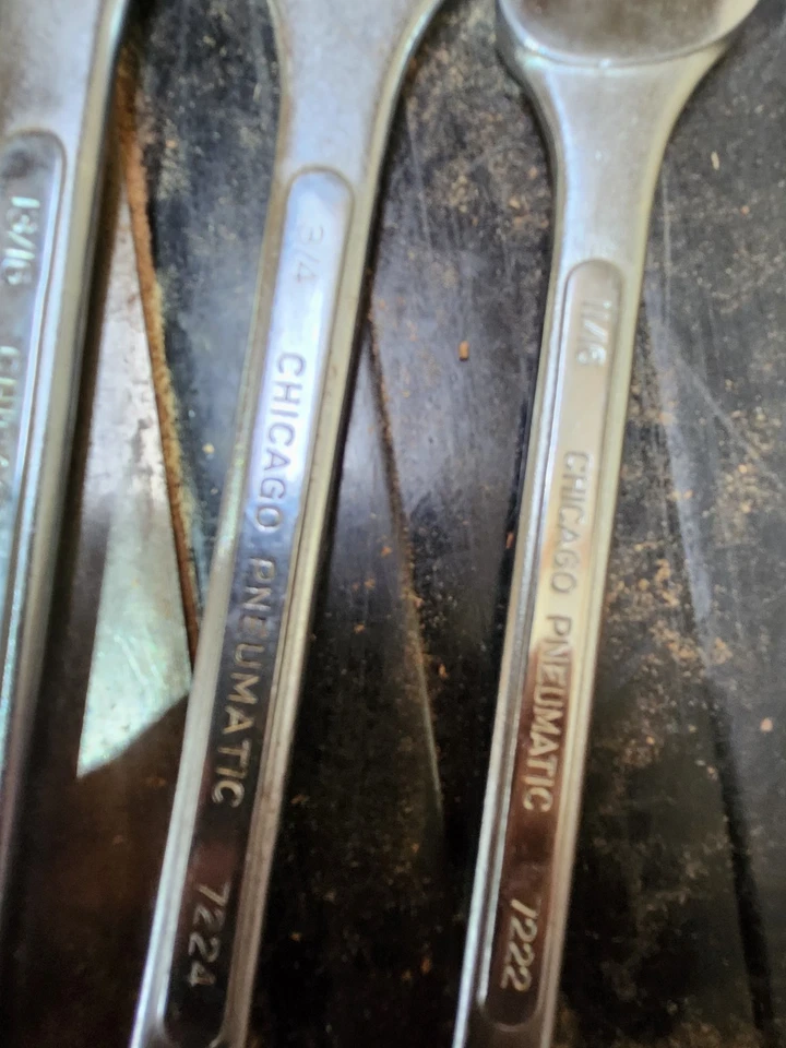 Juego de llaves neumáticas SAE Chicago 9 piezas acabado cromado usadas Foto 1 de 4