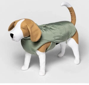 Boots & Barkley Dog Puffer Jacket with Buckle Green Size Medium size up to 40lbs - Picture 1 of 15