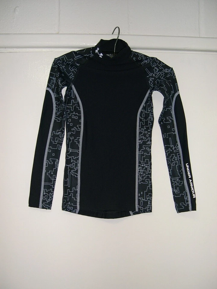 Under Armour Thermal Compression Long Sleeve Mock Top Size Small Boys (Age 4/5) - Image 1 of 1