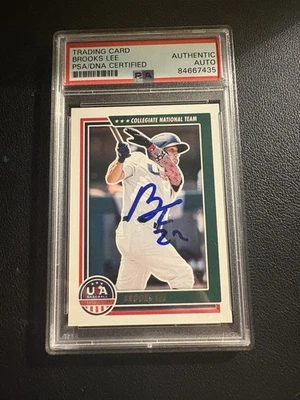 Brooks Lee 2022 Panini Stars And Stripes AUTO PSA SIGNED TWINS #17 - Image 1 of 2