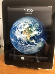 Apple iPad 1st Generation 9.7in 16Gb Wi-Fi Tablet - Black - Picture 1 of 5