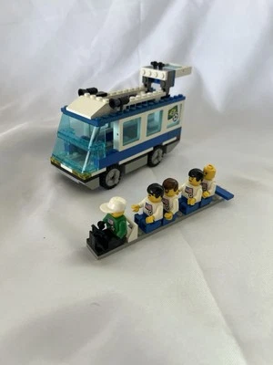 LEGO Sports: Blue Team Bus (3405) NB/NM - Image 1 of 4