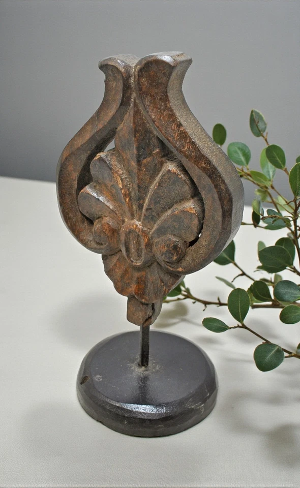 Panel de talla floral de madera tallado a mano sobre soporte Foto 1 de 4