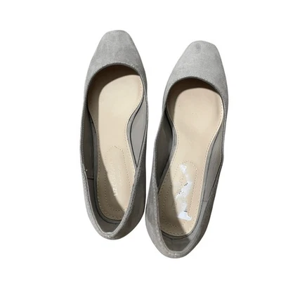 Liz Claiborne Faris Round Suede Block Heel Mute Gray Minimalist Preppy Academia - Image 1 of 4