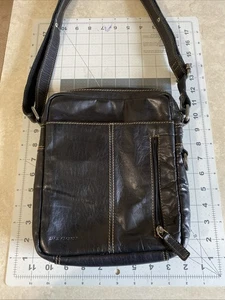 Jack Georges Authentic Black Leather Zippered Purse - Picture 1 of 17