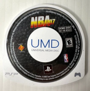 Juego NBA 07 PSP. Solo juego. - Imagen 1 de 2