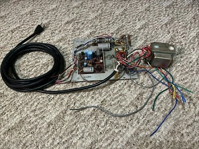 Vintage Hammond Model V-322 organ power supply Unit - Image 1 of 4