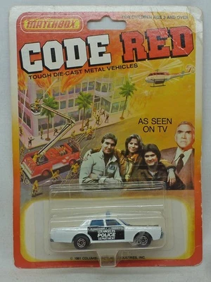 Coche de policía Matchbox Code Red Mercury Foto 1 de 2