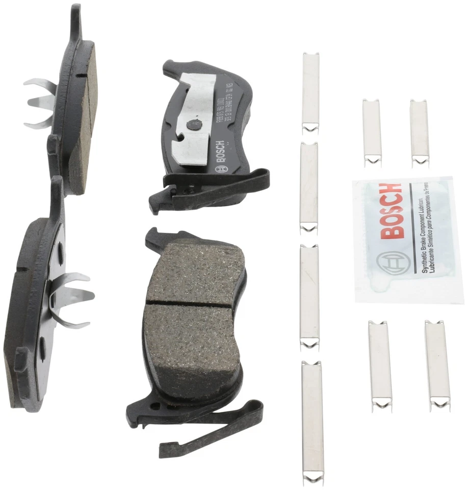 Pastillas de freno traseras de cerámica QuietCast Bosch 2007-2010 Ford Explorer Sport Trac Foto 1 de 4