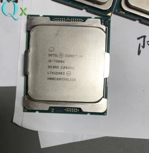 Intel Core X-series i9-7960X LGA-2066 CPU Processor X299 2.8GHz 16-Core 22MB - Picture 1 of 1