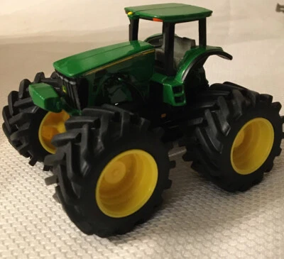 Ertl 4.5" John Deere 4x4 Tractor/Monster Truck Diecast 1:43 Scale - Image 1 of 4