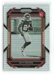 SKYY MOORE #331 2022 PANINI PRIZM CHIEFS RC SILVER VARIATION READ - Picture 1 of 2
