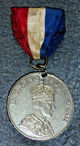 Rare Antique Abdicated H.M. King Edward VIII Coronation Medal 1937 & Ribbon #1 - Picture 1 of 8