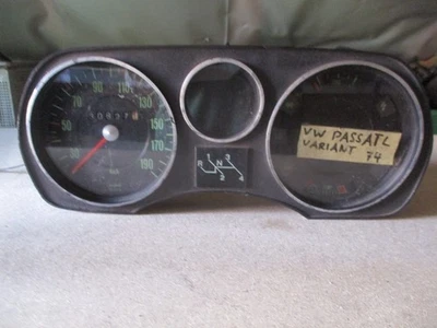 VW Passat B1 Kombiinstrument Tacho Tachometer 190kmh Tank Temp original VAG - Bild 1 von 4