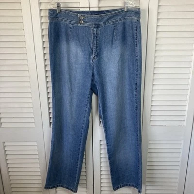 Liz Claiborne Woman Light Wash Blue Denim Jeans 14W - Image 1 of 4