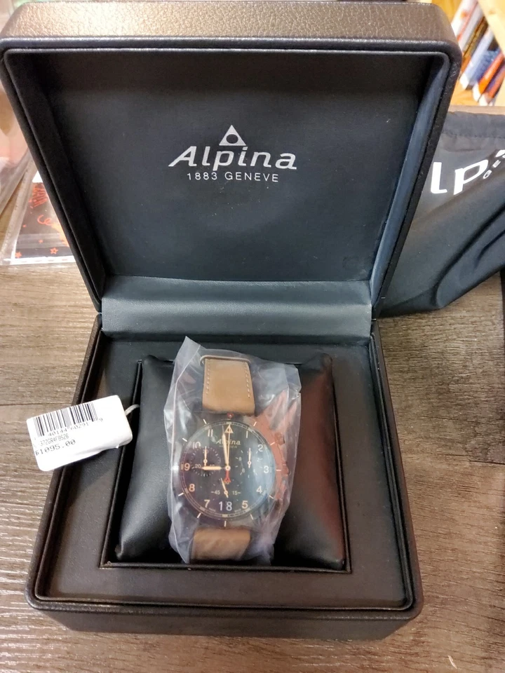 Alpina AL-372GR4S26 Chronograph Quartz Green Dial Men's Watch Sapphire Glass