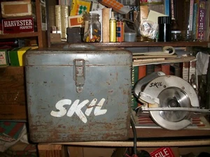 Vintage SKILL SKILLSAW MODLE 687 BILDERS CIRCULA SAW Industrial 7 1/2" 10 AMP - Picture 1 of 17