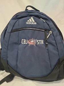 Adidas Columbus Blue Jackets 5th Line Embroidered Rucksack 3 Reißverschlusstaschen,... - Bild 1 von 10