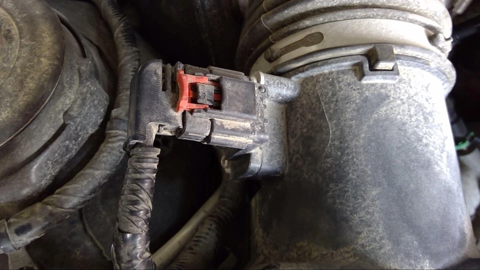 Medidor de flujo de aire de inyección de combustible usado se adapta a: Chevrolet Impala 2016 grado A Foto 1 de 4