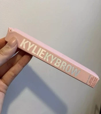 Kylie COSMETICS Kybrow Eyebrow Brow Pencil Shaping Filling  - 002 AUBURN RRP £16 - Image 1 of 2