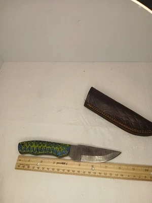 Cuchillo Damasco 8"" con mango y funda verde y azul Foto 1 de 4