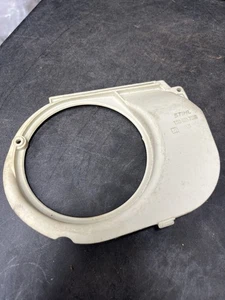 OEM NOS Stihl 038 Motorsäge Starter Leitblech Segment 1119 084 7800 KOSTENLOSER VERSAND - Bild 1 von 3