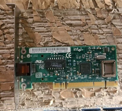 Intel Pro100+  LP Network PCI Adapter 741462-008 ELEC5N-14 - Image 1 of 3