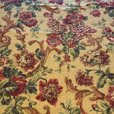 Tela Margarita Cushing Rivoli Covington 5th Ave 2,7 yardas tapicería rojo tostado Foto 1 de 4