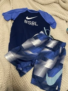 Boys Nike Outfit 12/14 - Picture 1 of 1