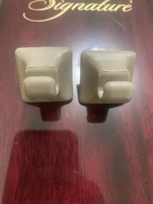 1983-2004 Ford Ranger Ford  Explorer Sun Visor Clips Screws Tan Brown Lot Nice - Image 1 of 4