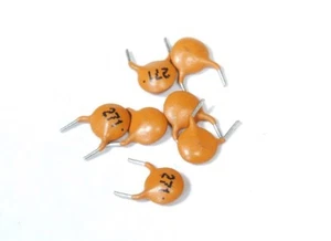 2x 22pF 0.022nF 400V 10% Ceramic Disc Capacitors/Cerámica Disco Condensadores - Imagen 1 de 1