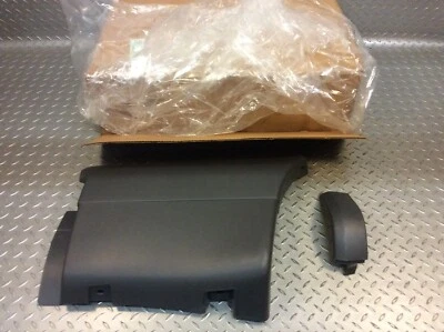 Panel de moldura derecho lado pasajero Ford Explorer 99-01 XL2Z-7829038-AAC NOS Foto 1 de 4