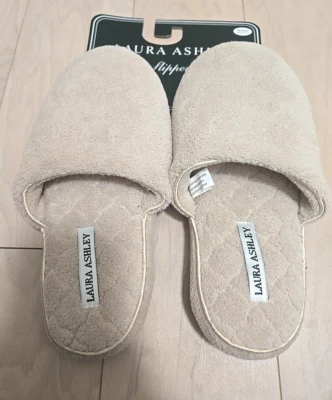 Неиспользованные тапочки Laura Ashley средний размер - Изображение 1 из 4