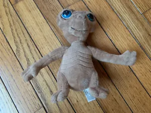 E.T. Extra Terrestrial 2012 Alien Plush Toy Stuffed Doll - Picture 1 of 2