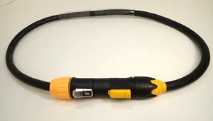 SeeTronic / Neutrik TRUE1 28" Jumpers - 12AWG - Picture 1 of 6