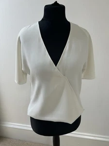⭐️FRENCH CONNECTION Women’s White V-neck Stylish Casual Work Top Blouse UK 10 - Picture 1 of 5