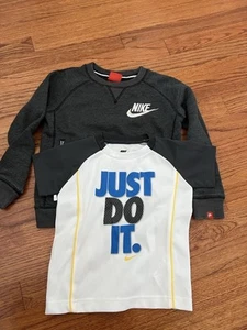 Nike Boy's Black Heather Logo Sweatshirt And Top Size 3 - Picture 1 of 11