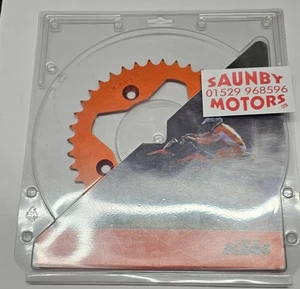 KTM OEM 8301025103904 PIGNONE POSTERIORE 39T - Foto 1 di 4
