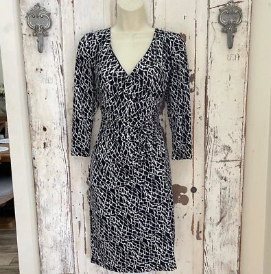 Vestido de carreira American Living by Ralph Lauren tamanho 8 feminino preto branco bainha - Imagem 1 de 4