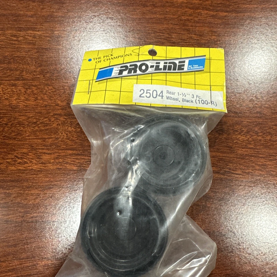VINTAGE PROLINE 2504 BLK 1.5 WHEELS 100R - Image 1 of 4