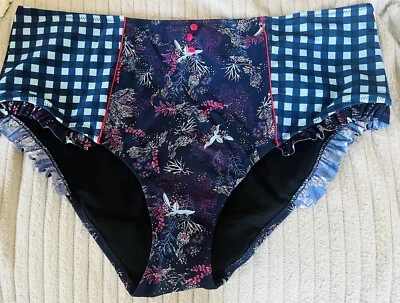 Joe Browns Blue Print patterned Bikini Brief Size U.K. 24 - Image 1 of 3