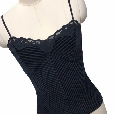 Camiseta vintage anos 90 Y2K Charlotte Russe veludo acabamento preto renda caprichoso tamanho P - Imagem 1 de 4