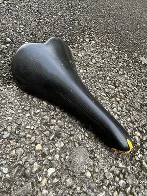 velo course ancien vintage , selle cuir ITALIA turbo matic 2 - Photo 1/4