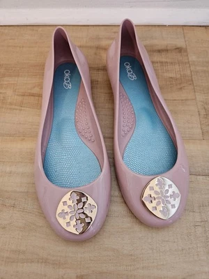 🩷6 Euc! Oka-B Women's Jelly Sustainable Ballet Flats Pink Rose Ainsley Pendant - Image 1 of 4