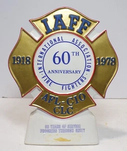 Jarra vacía de bomberos de la Asociación Internacional de la IAFF 60 años Lionstone 021825WT3 - Imagen 1 de 3