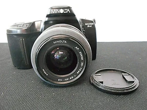 Minolta Maxxum 3xi SLR Film Camera 35 mm w/AF Zoom 35-70 mm f:1:3.5(22)-4.5 Len - Picture 1 of 9