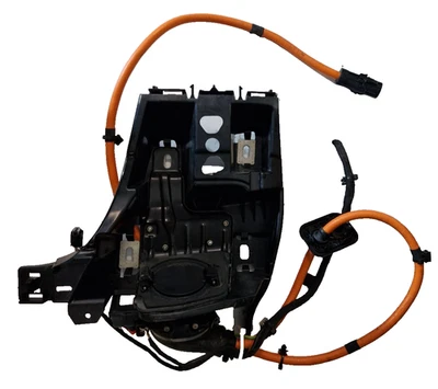 11-19 MERCEDES BENZ GLE W166 CHARGE SOCKET TO BATTERY CHARGER WIRING A1668803903 - Image 1 of 4