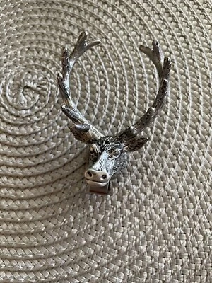 Clip de soporte de vidrio de tiro con cabeza de alce de ciervo Jagermeister Foto 1 de 2